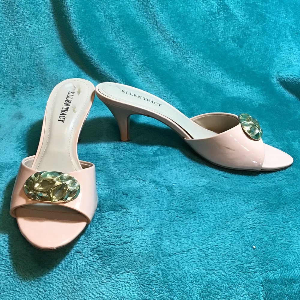 💚3/$25 Ellen Tracy 7.5 M patent leather pink mule 3” silver jeweled accent NWOB